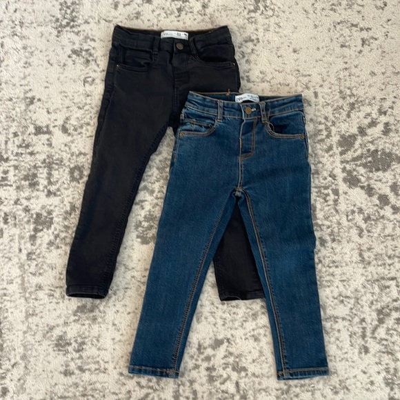 Zara Baby jeans (2 pair) - size 3-4 Toddler - Picture 1 of 7